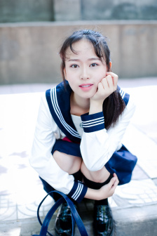 爱上女主播电视剧高清在线观看